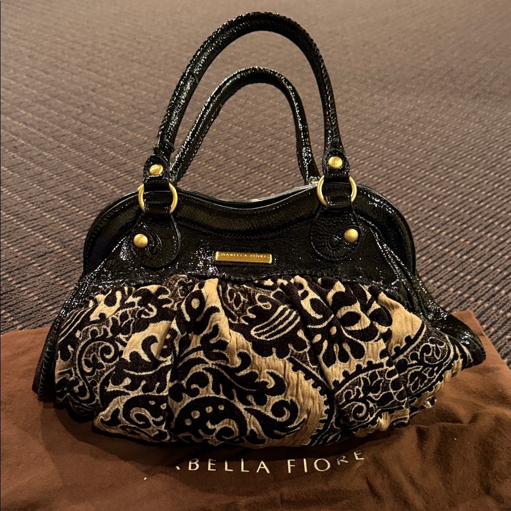 Isabella Fiore Black and Tan Shoulder Bag